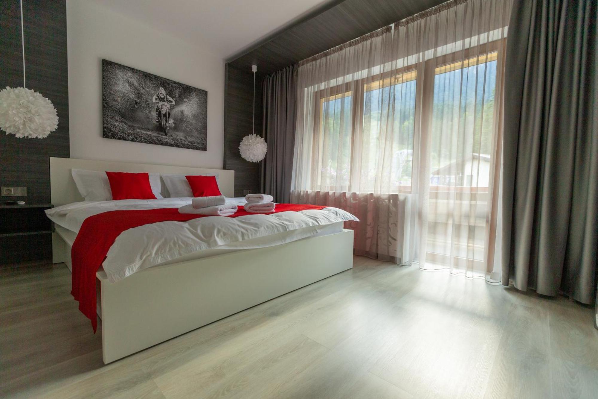 Hrodberht Ski Apartment Buşteni Zewnętrze zdjęcie